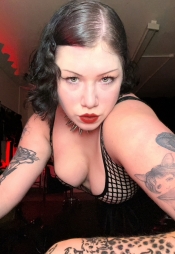 Mistress Betty Rage Dominatrix