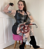 Saskia Sharman Dominatrix